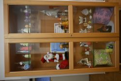 vitrínka vo vestibule 