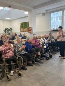 7dc345a4-b74b-4cf8-9054-f3eb22c3c1df