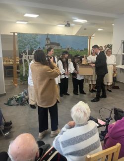 ff6388c9-cddb-410d-8530-12ba0d033a82